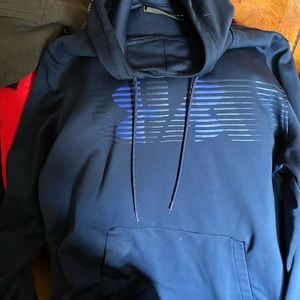 Nice under armor hoodie